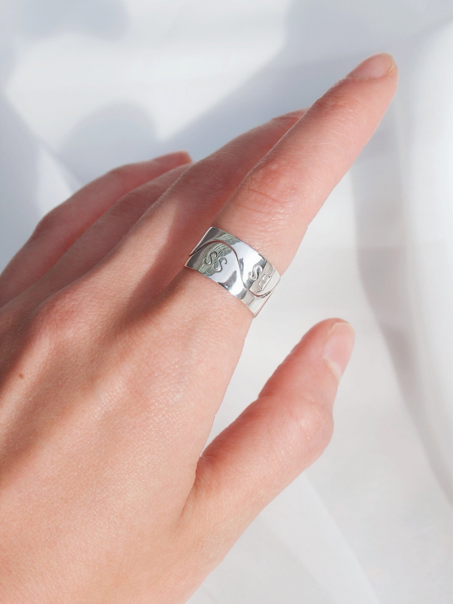 Wavy Nestled Ring Set