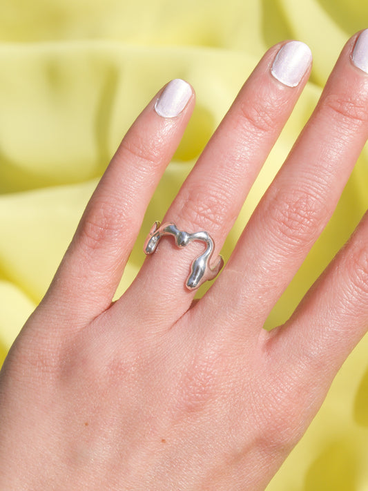The Ripple Ring